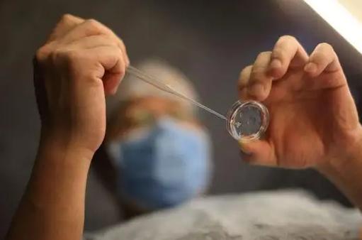 国内供卵试管代怀明细(国内供卵试管代怀服务详解)